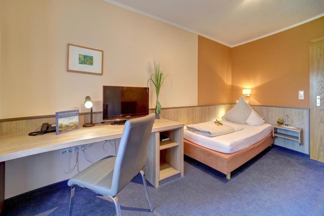 Отель Zum Edlhof Obernzell Экстерьер фото